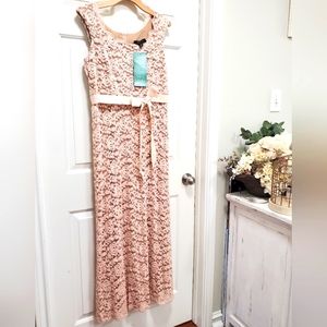 Womens lace evening dress sz 10.